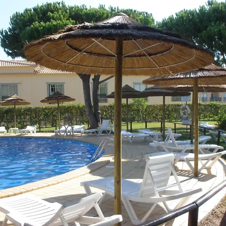 Lejlighedshotel Quinta Pedra Dos Bicos 4*