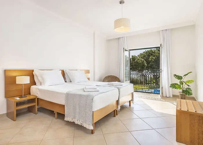 Aparthotel Quinta Pedra Dos Bicos