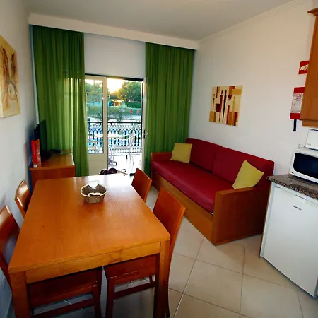 Hotel apartamentowy Quinta Pedra Dos Bicos