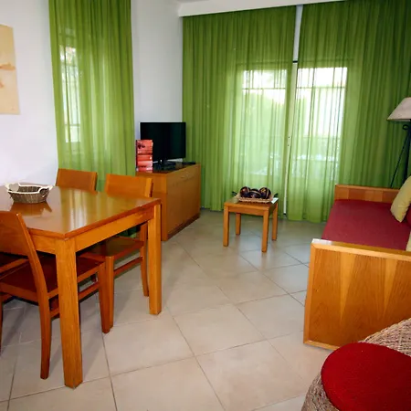 Hotel apartamentowy Quinta Pedra Dos Bicos 4*